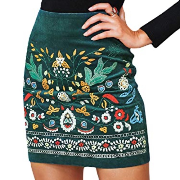 Simplee’s Pencil Skirt Corduroy BerryGo Bodycon Luxury Floral Embroidered Small - Picture 2 of 16